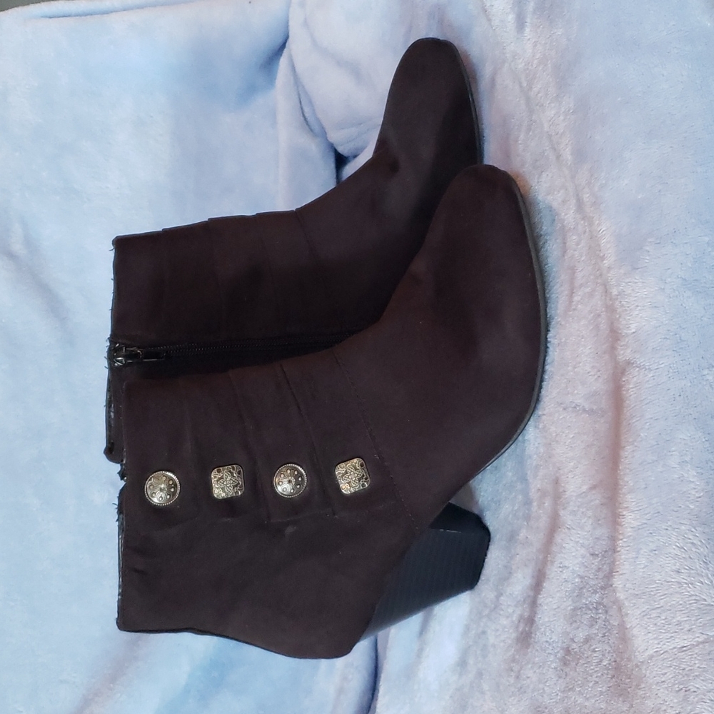 Covington Susan black microsuede boot size 10